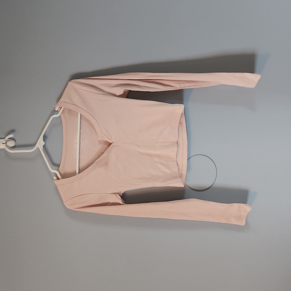 Aeropostable Cropped Long-Sleeve
